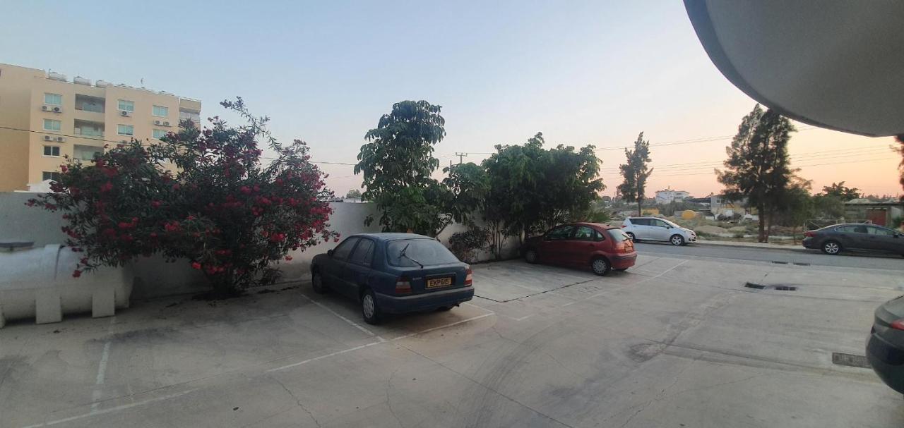 Vasilas Holiday Apartment #1 Larnaca Esterno foto